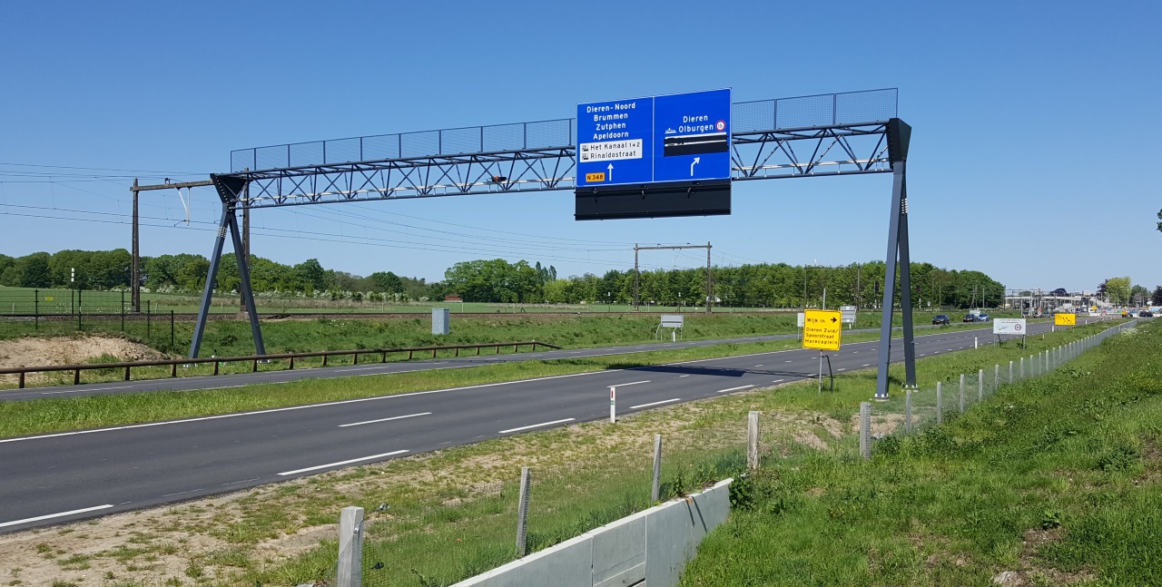 800px-N348_Dieren