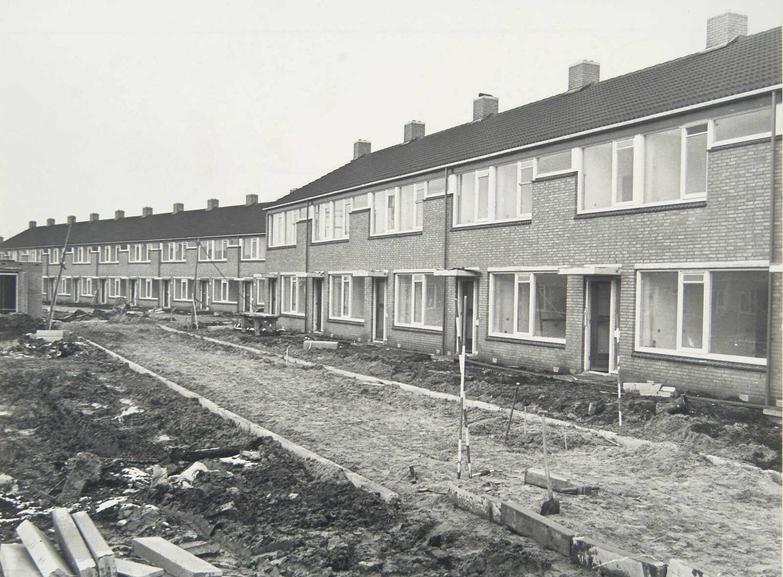 nieuwbouwwoningen_in_de_zwijndrechtse_wijk_walburg_i.jpg(mediaclass-fancybox-big-img.5a17fc1f47109709397ae88813c748b421ef8e41)